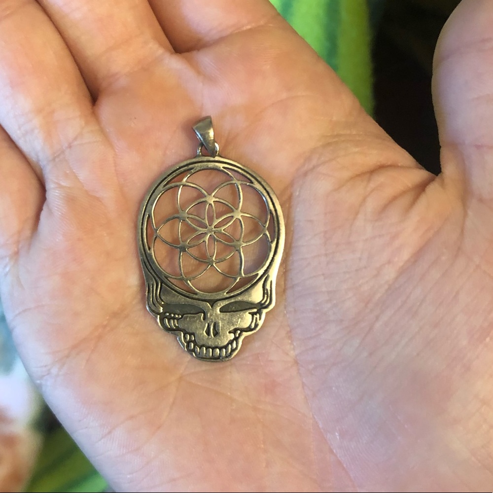 Grateful Dead Sterling Silver Stealie Pendant